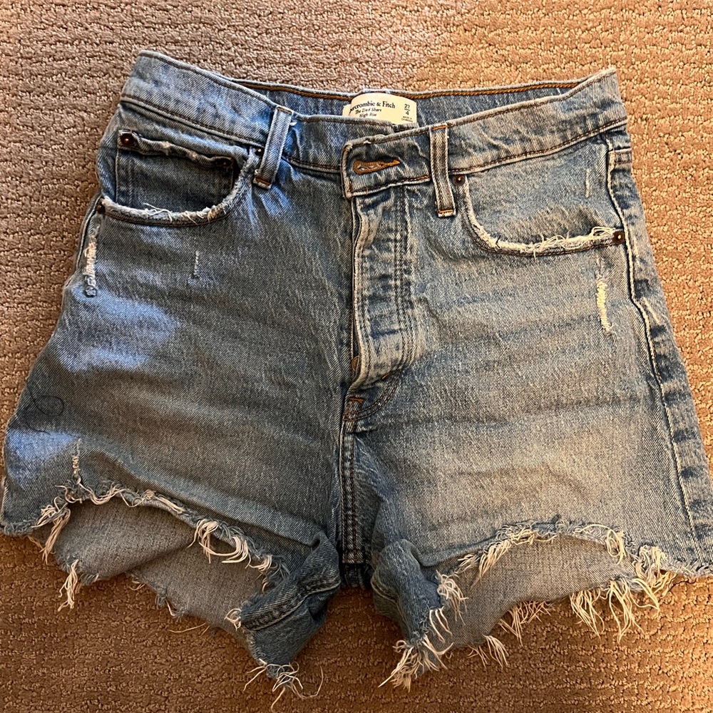 Abercrombie High Rise Dad Short - Size 4